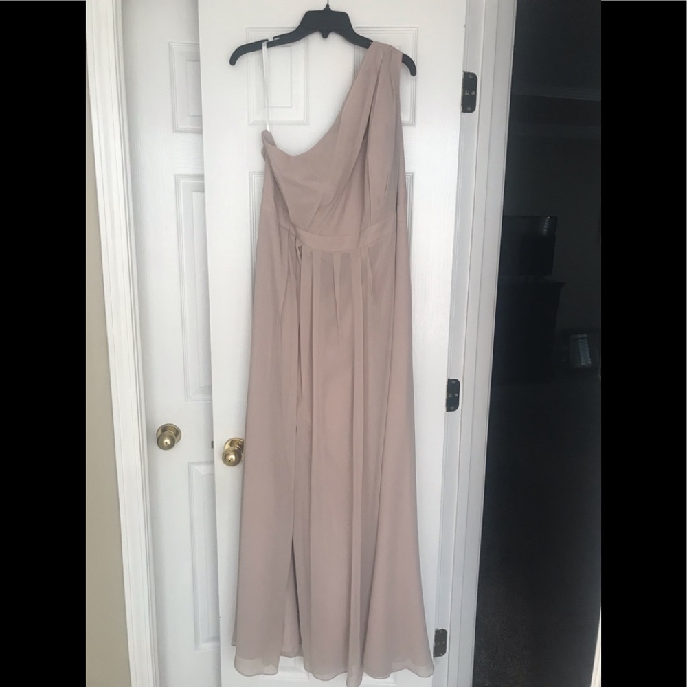 Gorgeous taupe (blush) bridesmaid gown!